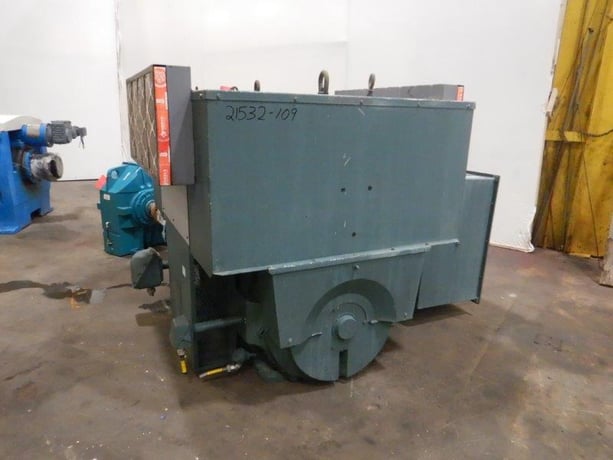 42" Valmet #JC-041-9870666-01, refiner with Reliance type P 2000 HP motor, 2000 - Image 5