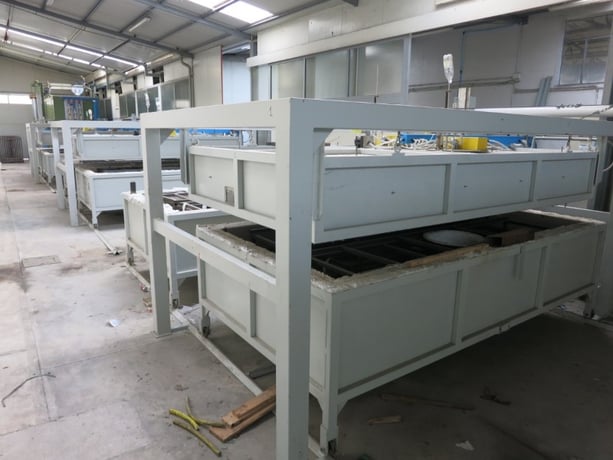 Mt Forni MTI-2, Bending Kiln, 118" width x 59" Depth internal 110" width x 23.6" Depth glass size, 1022 deg F - Image 2
