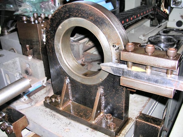Torreda Tormadex #PA-1200-E, Hydraulic Copy Lathe, 47" between centers, 9-7/8" diameter w/o traveling steady - Image 3