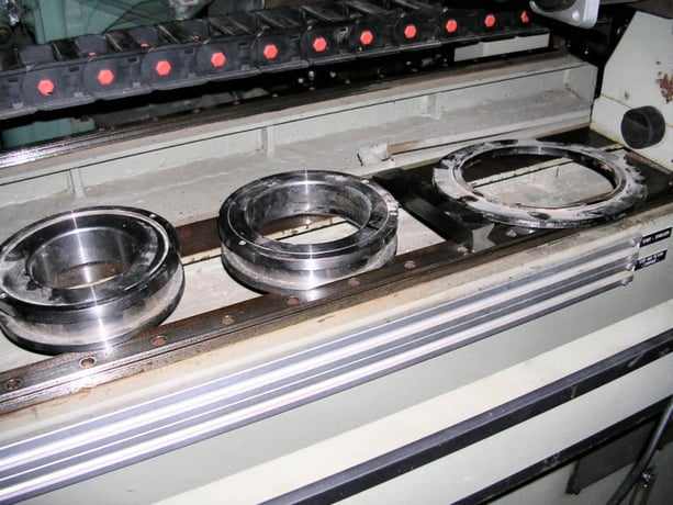 Torreda Tormadex #PA-1200-E, Hydraulic Copy Lathe, 47" between centers, 9-7/8" diameter w/o traveling steady - Image 6