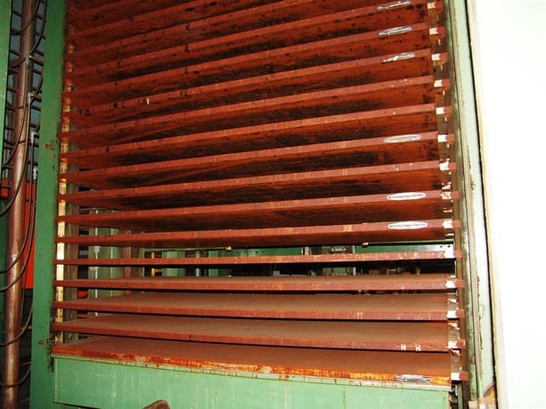 Yamamoto HE2-500-30W, Multi-Opening Plywood Hot Press, 30-opening, 500 Ton, 4.7" daylight, 54" x 108" x 1.5" - Image 5