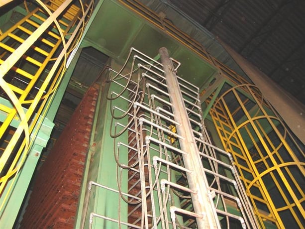 Yamamoto HE2-500-30W, Multi-Opening Plywood Hot Press, 30-opening, 500 Ton, 4.7" daylight, 54" x 108" x 1.5" - Image 7