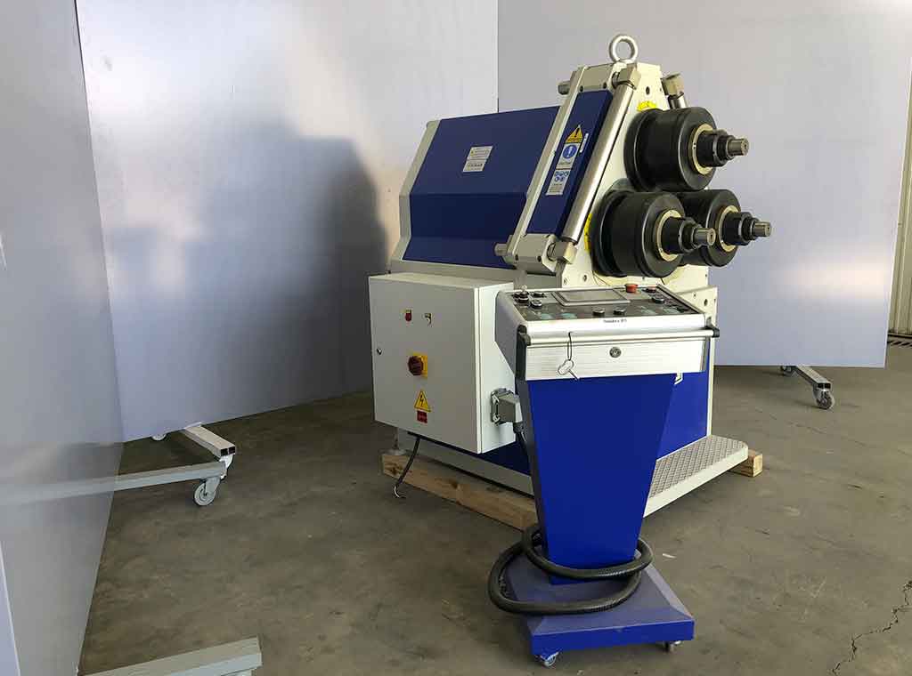 4" x 4" x 3/8" Bendmak #Pro-100, hydraulic angle roll, 12" roll diameter, 220 V., 3-phase, Beckoff digital - Image 4