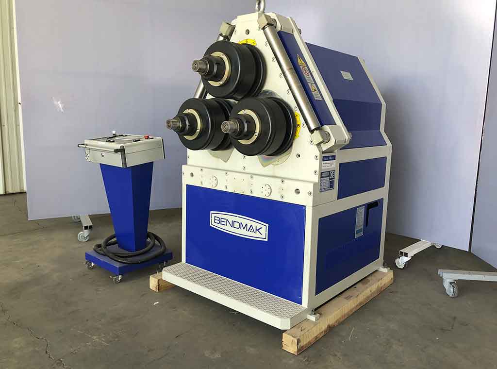 4" x 4" x 3/8" Bendmak #Pro-100, hydraulic angle roll, 12" roll diameter, 220 V., 3-phase, Beckoff digital - Image 6