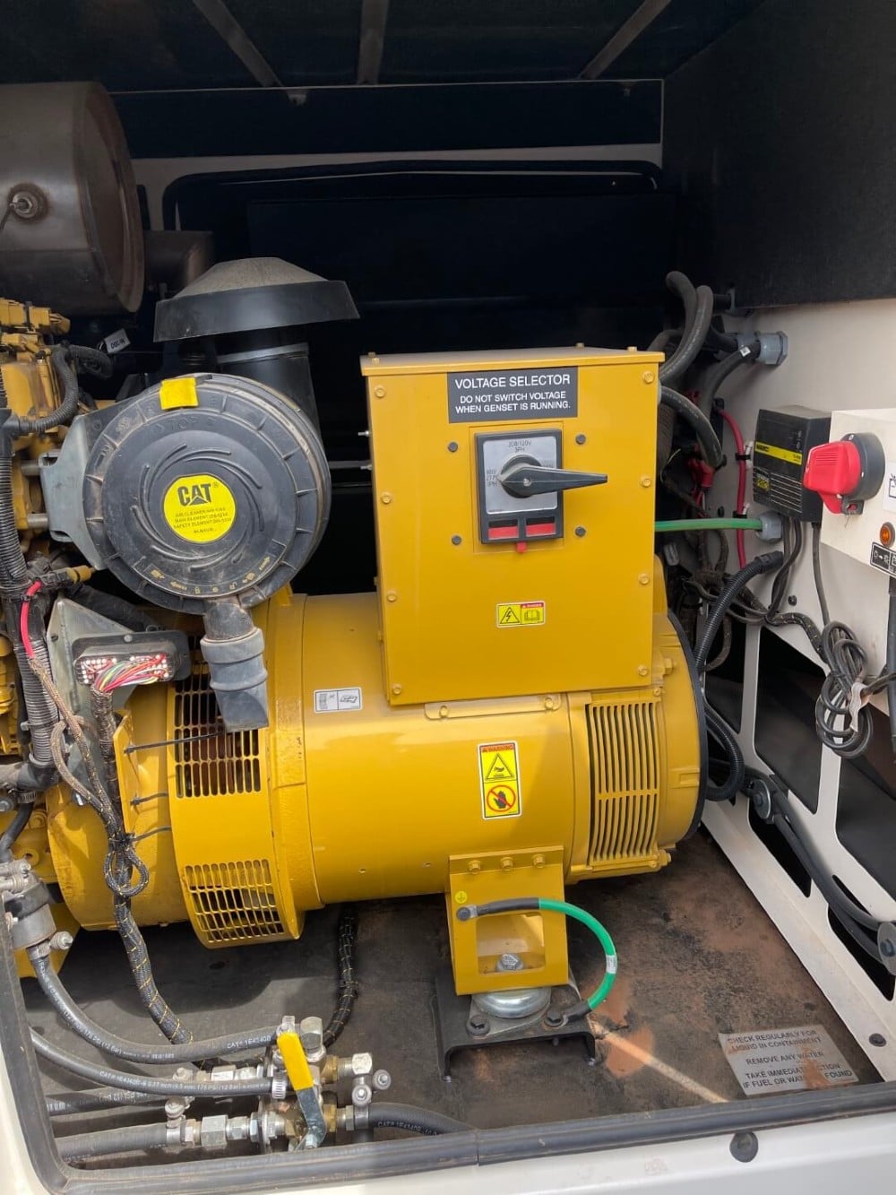 125 KW Caterpillar #XQ125, Trailer Mounted, sound attenuated enclosure, 120/240/208/277/480 Volts, 7421 - Image 3