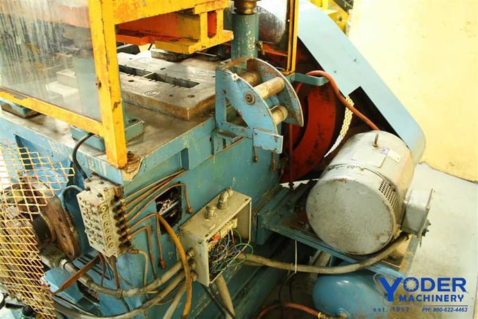 Coe, 4-post flying cut-off press, 2 stroke, air clutch, 7-1/2 HP, complete w/ctrls, #57928 - Image 4