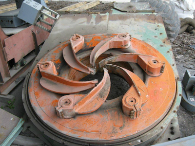 Nicholson / Cooper #A5-35-in., Rotomat Debarker, 35", 1980s era Ring, Hydraulic Power Unit - Image 2