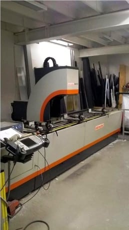 Elumatec #SBZ-122, Profile Machining Center, 4600 mm bed length, 3850 mm X, 350 mm Y, 280 mm Z, 60 MPM X, 30 - Image 1