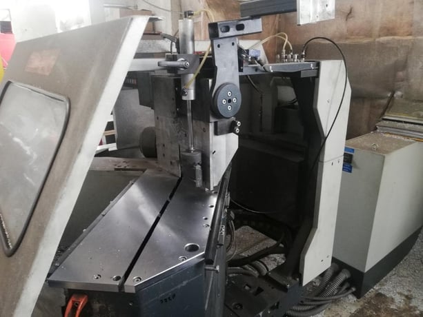 Elumatec #DG-244, Automatic Double End Miter Saw, 6000 mm bed length, 375 mm cutting length, 550 mm blade - Image 2