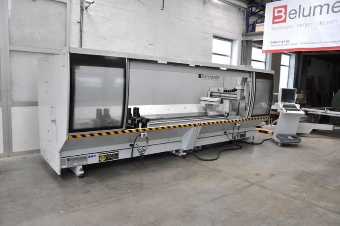 FOM #Dali-40, Profile Machining Center, 167" X, 41" Y, 17" Z, ISO 30 spindle, 7+1 tool, 12000 RPM, 2006 - Image 2