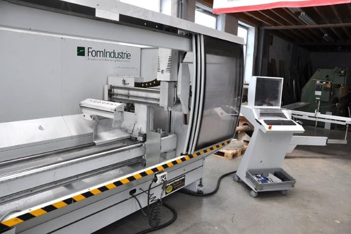 FOM #Dali-40, Profile Machining Center, 167" X, 41" Y, 17" Z, ISO 30 spindle, 7+1 tool, 12000 RPM, 2006 - Image 3
