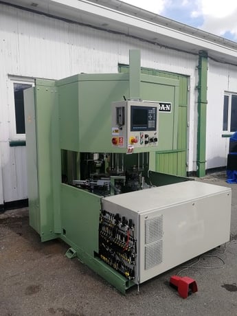 Urban #SV-530, CNC Corner Cleaner, 130/200 mm H x 150 mm width profile, 5000 RPM, 2006 - Image 1