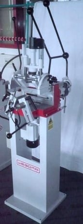 Wegoma WSA2-WPA4, Window Line, 50+ units/8hrs. shift, 2-head horizontal welder, cleaning machine, 2008 - Image 7