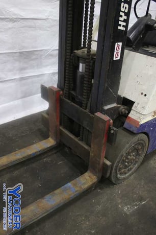 5000 lb. Hyster, LP gas forklift, 112" lift height, 46" x5"forks, 2 stage mast,,#75154 - Image 4