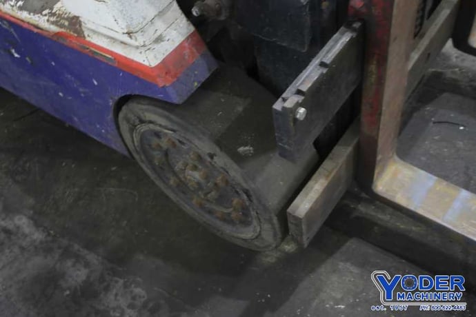 5000 lb. Hyster, LP gas forklift, 112" lift height, 46" x5"forks, 2 stage mast,,#75154 - Image 9