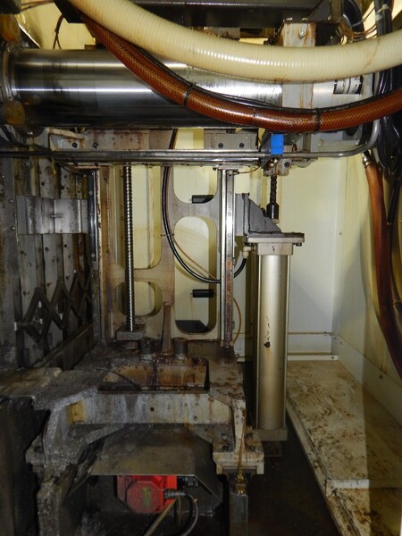 Sugino #Jet-Flex, CNC high pressure washer & deburring, 4-Axis fixture, 2010 - Image 4