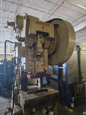 60 Ton, Minster #6, OBI press, 4" stroke, 13" Shut Height, 32" x 21" bed - Image 8