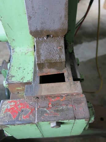 6" x 6" x 1/2" Peddinghaus #210/20, mechanical ironworker, 10"- 20 lb. C-channel, 9" 20 lb. I-Beam - Image 10