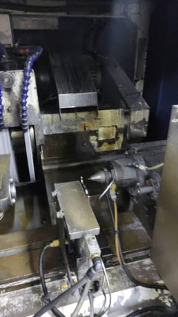 12.6" x 12.6" Mitsubishi #PD32, cylindrical grinder, Fanuc 21iTB, 20" x5" x8" wheel, 2005 - Image 9