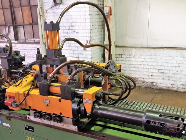 1-1/4" Miic #MC-30, CNC 2-Stack horizontal mandrel type tube bender, 3-Axis, pedestal Control - Image 4