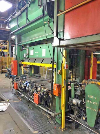 300 Ton, Pacific #300-D-10-60, hydraulic press, 18" stroke, 33" open, Allen Bradley Control, 28" windows, 1979 - Image 3