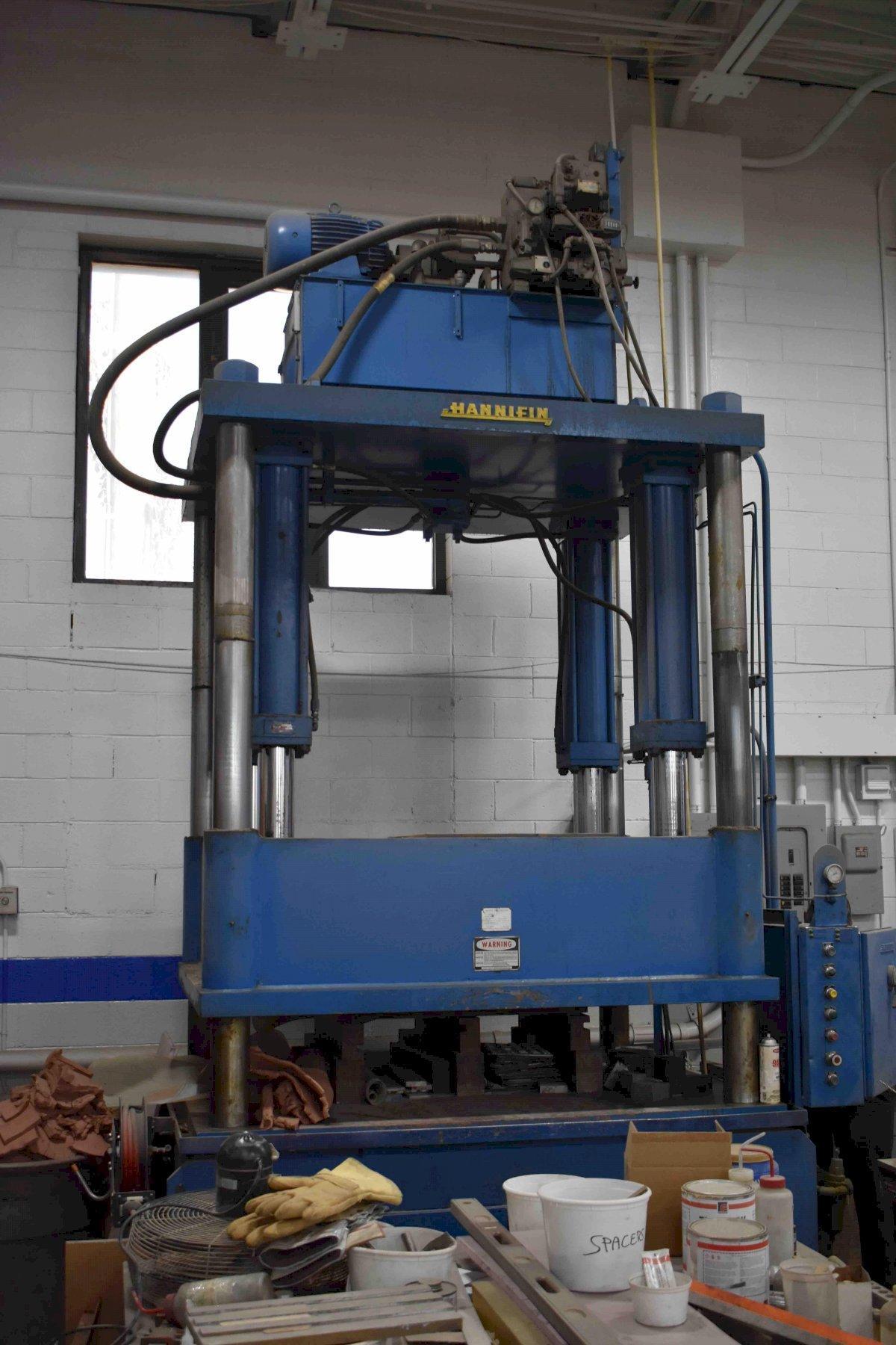 250 Ton, Hannifin, 4-post hydraulic press, 30" stroke, 35" daylight, 78" x 62" bed - Image 2