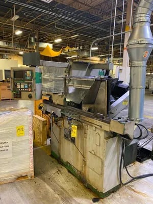 Drake #6x36, CNC 5-Axis external grinder, Fanuc 0M, pendant Control, coolant system w/paper filtration unit - Image 9