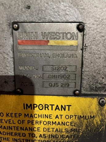 BMM #QJS219 Mdl. S1202, semi-automatic molding machine, s/n DH11902, with controls - Image 1