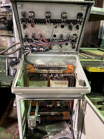 BMM #QJS219 Mdl. S1202, semi-automatic molding machine, s/n DH11902, with controls - Image 3