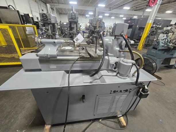 11" x 18" Hardinge #TFB-H, super precision toolroom lathe, 5C collet closer, 1.25"hole,tooling - Image 3