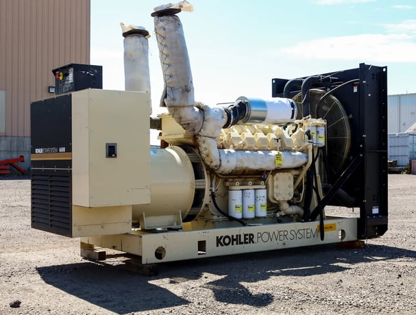 600 KW Kohler #600ROZD4, diesel generator, open, 277/480 Volts, 200 hours, 2001, #89573 - Image 2