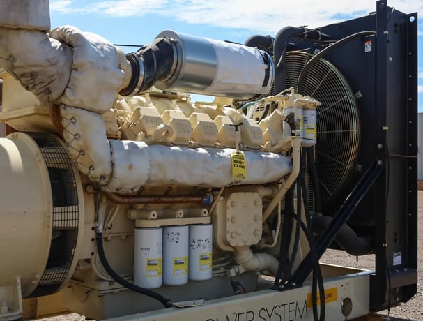 600 KW Kohler #600ROZD4, diesel generator, open, 277/480 Volts, 200 hours, 2001, #89573 - Image 4