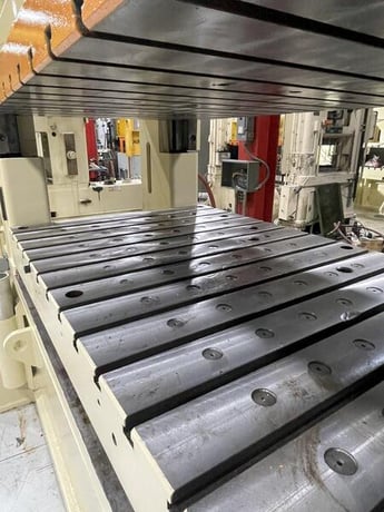 400 Ton, Blow #SC2-400-84-48, straight side mechanical press, 10" stroke, 34" Shut Height, air clutch, 1989 - Image 7