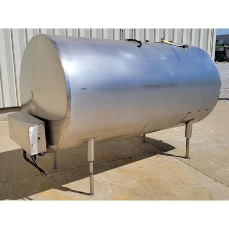 600 gallon Crepaco #SC, Stainless Steel sanitary horizontal insulated liquid tank - Image 2