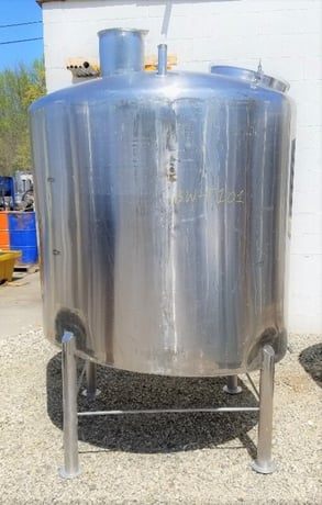 550 gallon Stainless Steel tank, 58" diameter x 54" T/T - Image 5