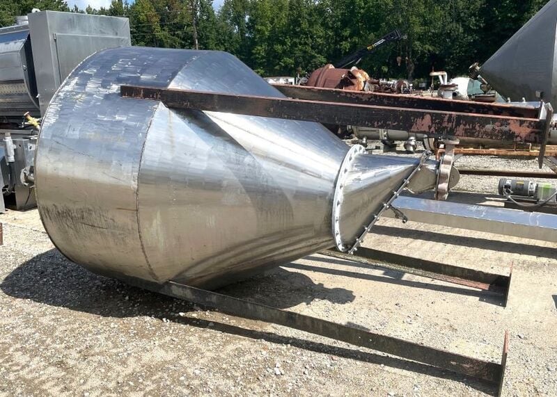900 gallon Stainless Steel Feed Hopper, 6' diameter x 2'10" T/T (2 available) - Image 1