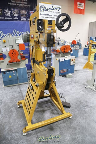 Baileigh #MH-19, power hammer, 16 gauge mild steel capacity, 19" throat, solid hit hammer, foot pedal - Image 7
