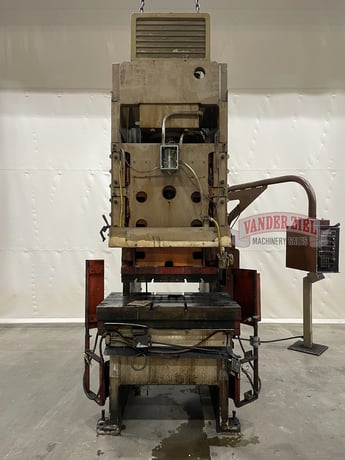 175 Ton, Cincinnati #175-OBS, hydraulic punch press, 10" stroke, 50" x30" bed, #15815 - Image 2
