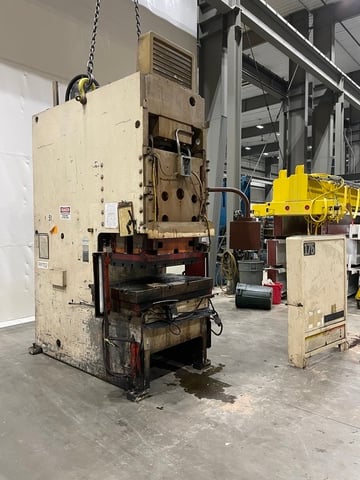175 Ton, Cincinnati #175-OBS, hydraulic punch press, 10" stroke, 50" x30" bed, #15815 - Image 3