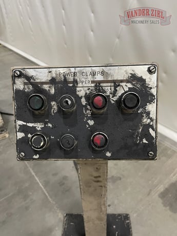 175 Ton, Cincinnati #175-OBS, hydraulic punch press, 10" stroke, 50" x30" bed, #15815 - Image 10