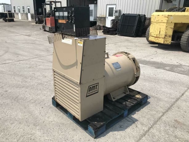 300 KW, 1800 RPM, Marathon/DMT, Generator End, 120/208 Volts, 3 phase, SAE1, 646 hours - Image 3