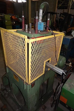 5 Ton, Pneu Powr #2P-5, 2-Post, 10-1/2" x 12" die space, 1-1/2" post diameter, air surge tank - Image 5