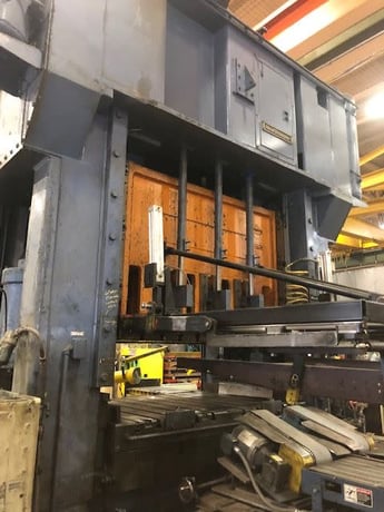 300 Ton, Minster #E2-300-72-42, straight side double crank press, 8" stroke, 29" Shut Height, 6" adj., 40-80 - Image 3
