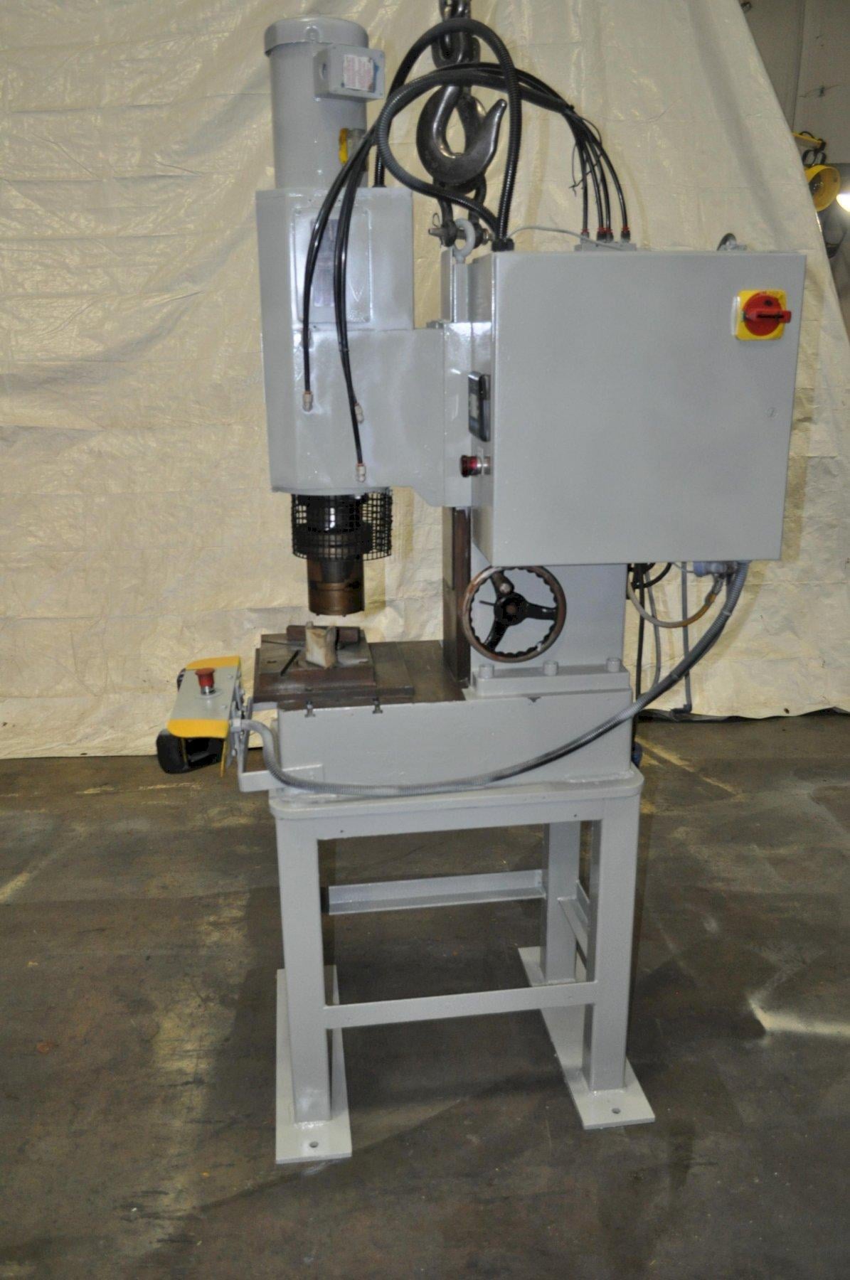 VSI #TM-23, riveter, 06" - .62" diameter capacity, 9" throat, Allen Bradley Panel View 300 - Image 5