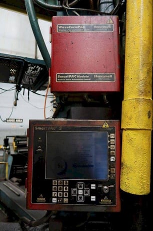 300 Ton, Minster #E2-300-72-42, 8" stroke, 29" Shut Height, 6" adj., 72" x 42" bed, 50-100 SPM, 1969 - Image 6