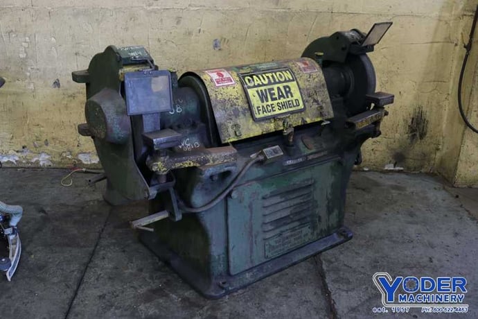 Cincinnati #101, double end grinder, type RAA, 22" wheel diameter, 5 HP, #73293 - Image 2
