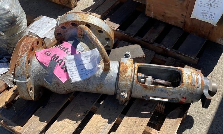 6" Rockwell Edwards steam stop angle valve, 900 lb. flange, CR13 stem - Image 1