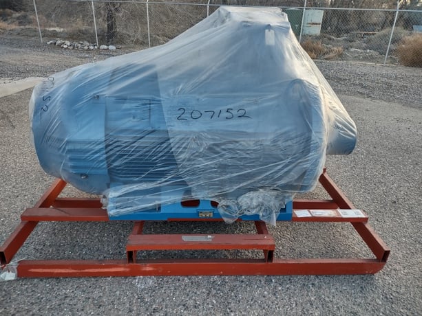 800 HP 1800 RPM Weg, Frame 7006/7, TEFC, ball, new, 4160 Volts - Image 2