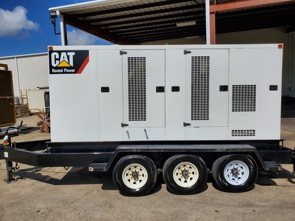 230 KW Caterpillar #XQ230, diesel generator set, 277/480 Volts, 3-phase, 374 HP, Tier 3, sound attenuated - Image 2