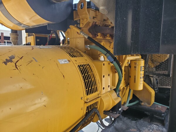 230 KW Caterpillar #XQ230, diesel generator set, 277/480 Volts, 3-phase, 374 HP, Tier 3, sound attenuated - Image 7